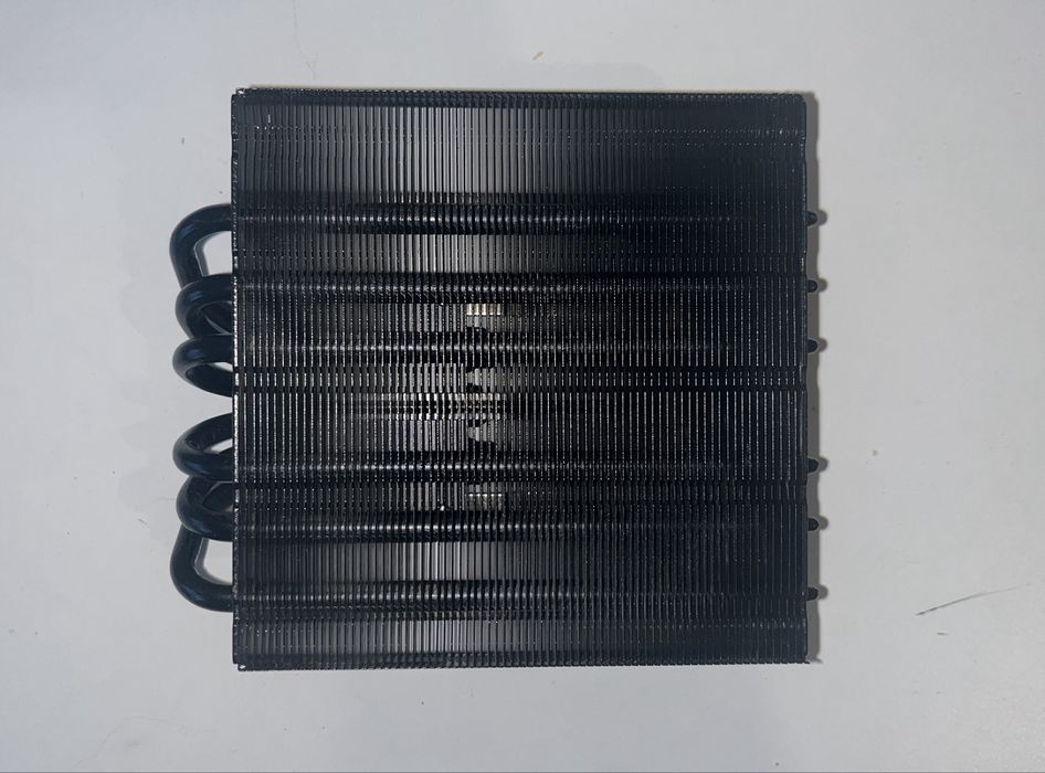 Cooler CPU Alpenfohn Black Ridge.