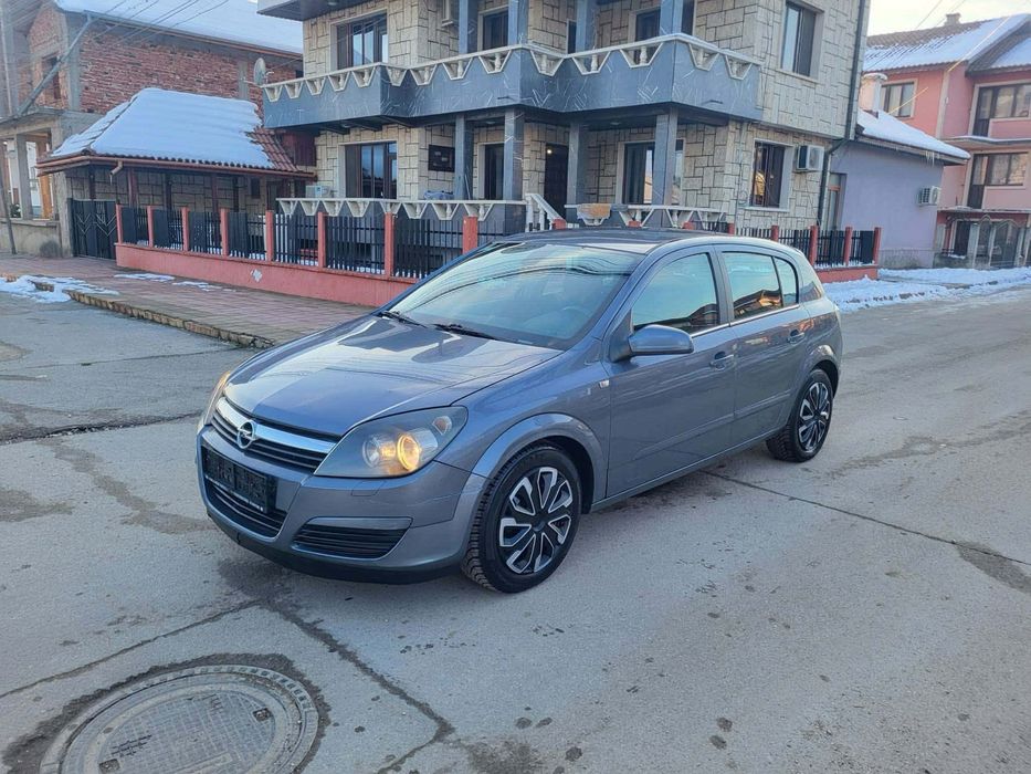Opel astra.