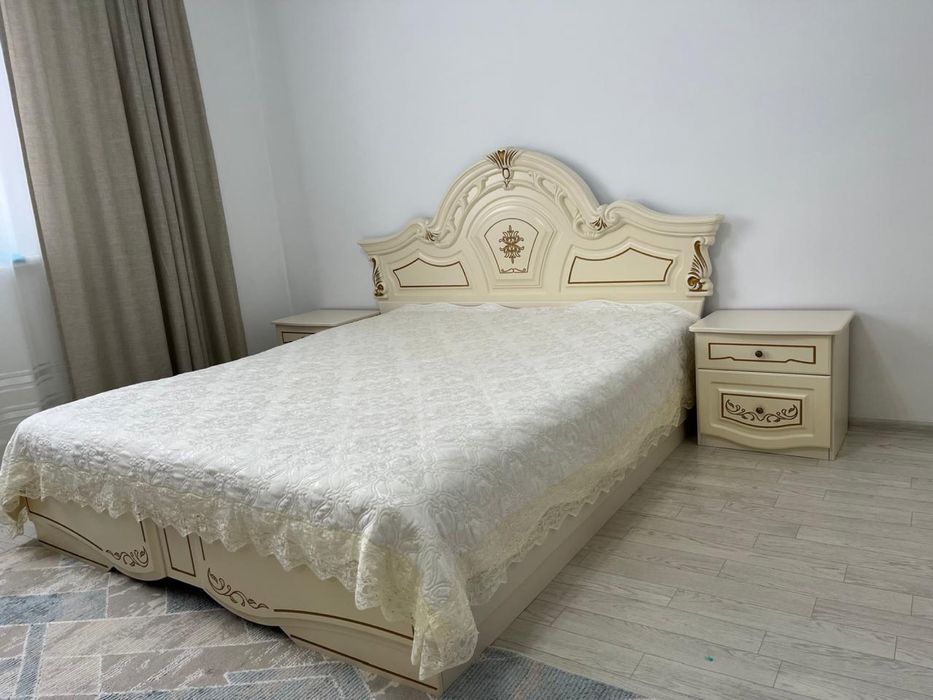 Спальная гарнитура сатылады