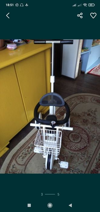 Детский белый велосипед