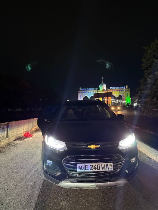 Mashina ideal xolatda prapani bor polniy shumka