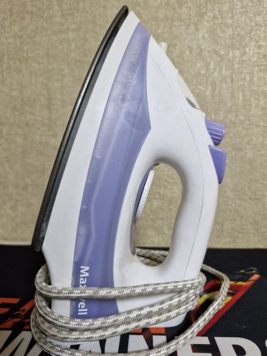паровой утюг Maxwell