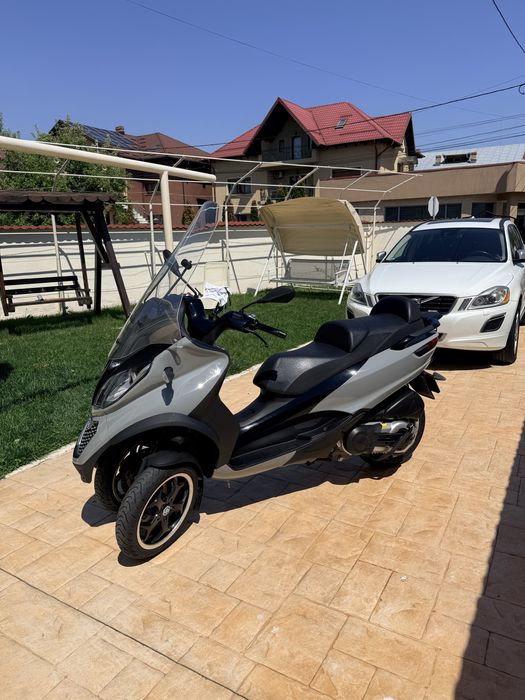 Piaggio mp3 500 LT cat B