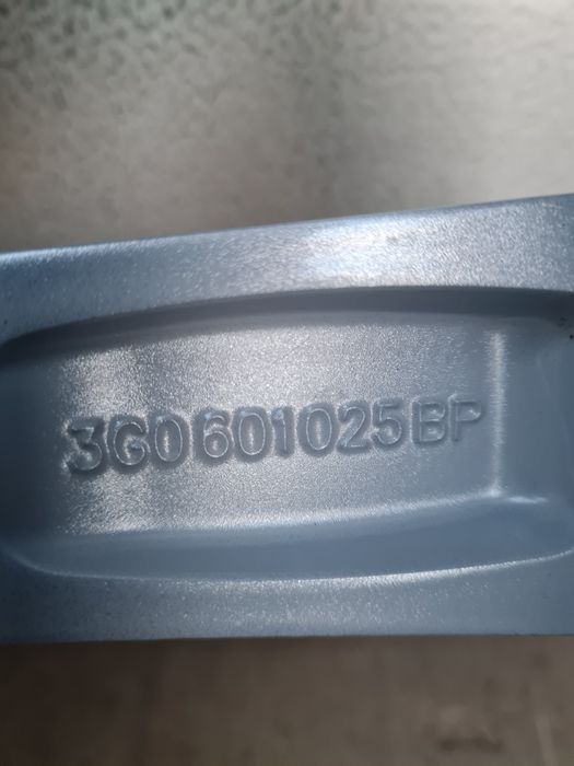 Оригинални джанти за ФОЛКСВАГЕН VW AUDI SEAT SKODA R17 5x112 ET40 7J