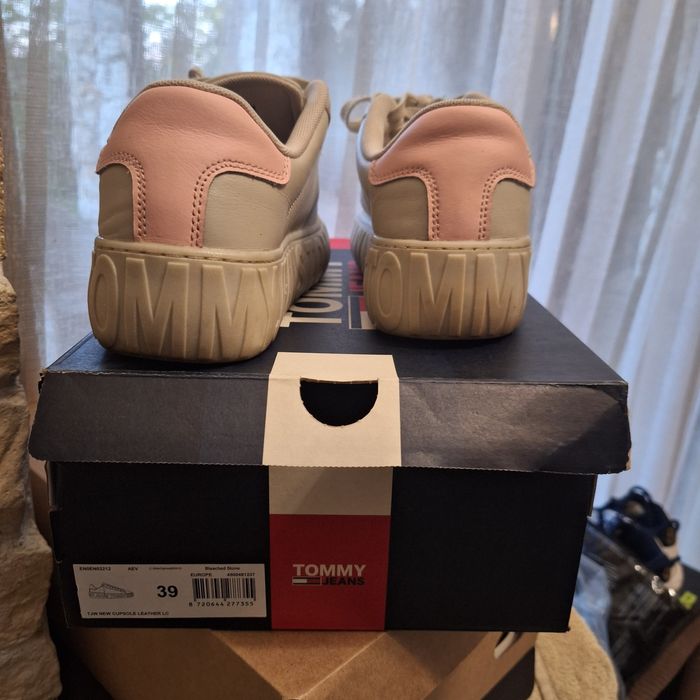 Дамски сникърси 38-39номер