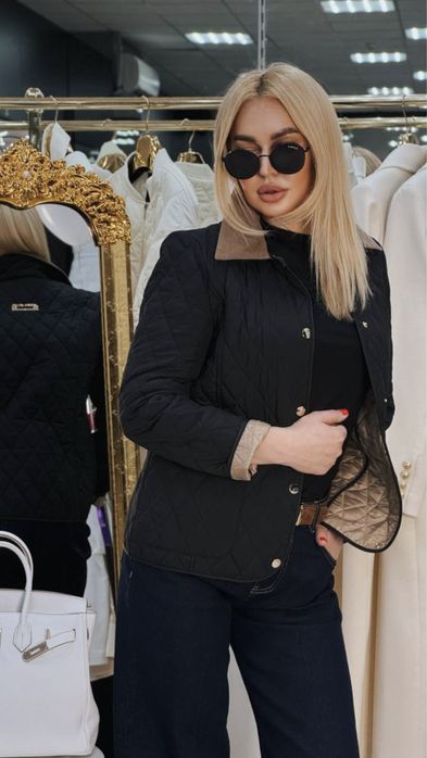 Куртка женская (новая)