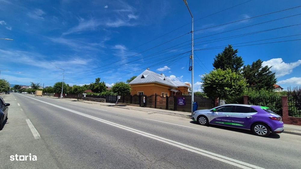 Vanzare teren intravilan imprejmuit – 1.221 mp – acces facil - str