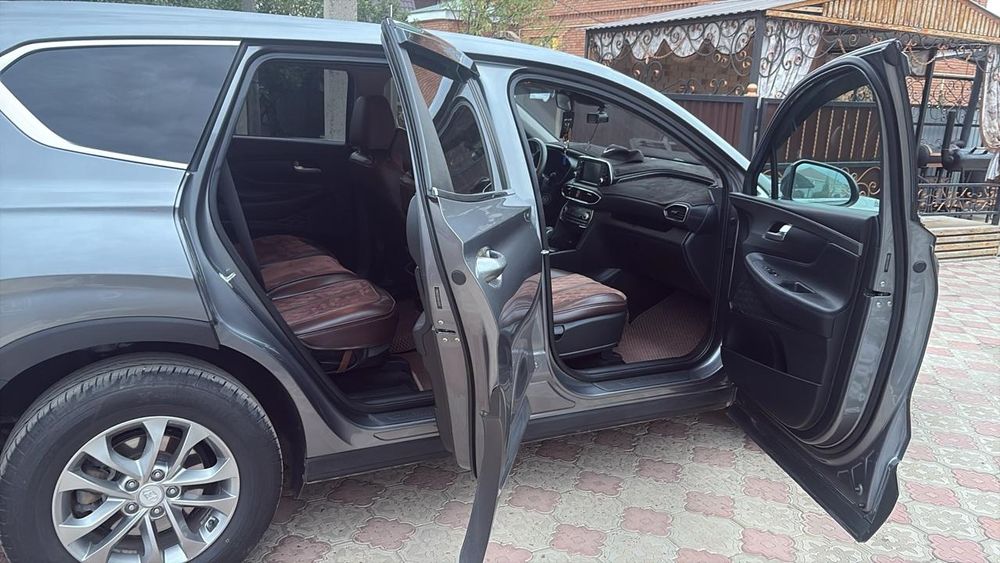 Автомобиль  Хендай сантафе