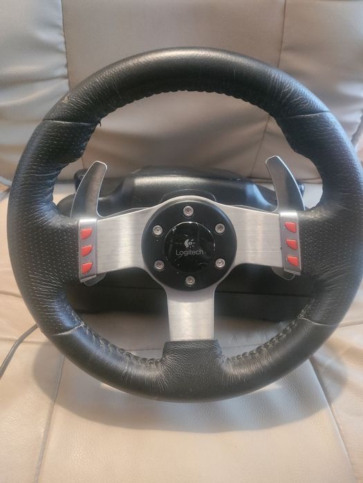 Logitech g 27  в перктно състояние