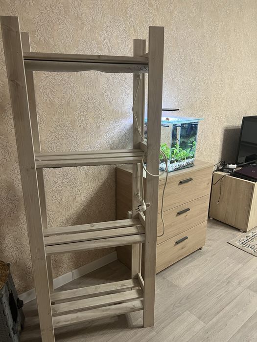 Этажерка для цветов с освещением