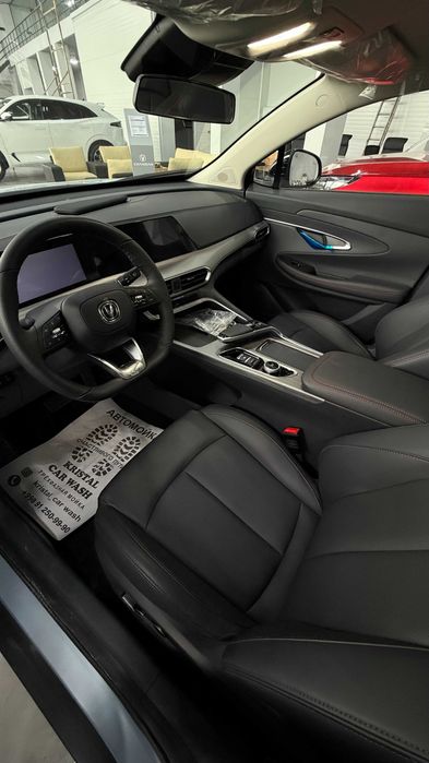 Krossover Changan UNI-T