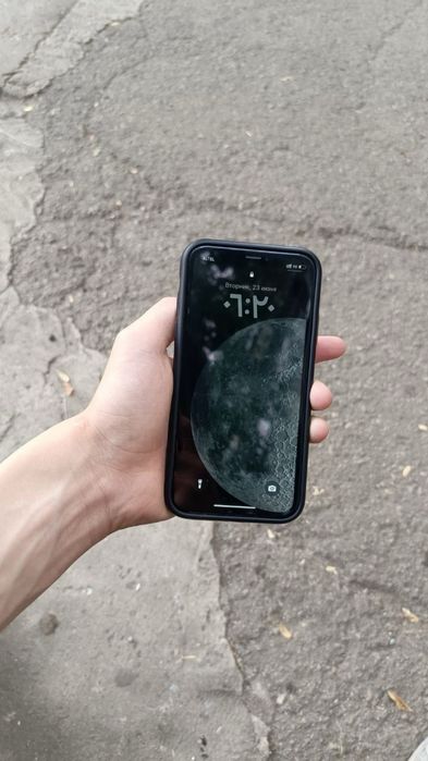 Обменяю Айфон Хр.