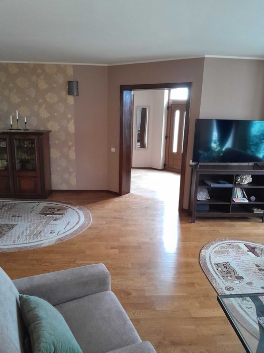 Casa deosebita,solida, sat Sasar, jud Maramures, zona vamii, 10 ari