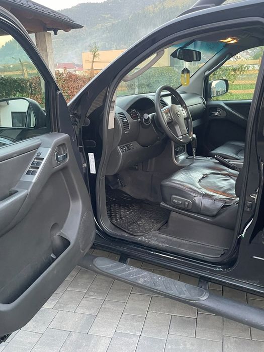 Nissan Navara D40 2.5 dCi – 2006 – 126 kW / 171 CP – Piele – Scaune electrice
