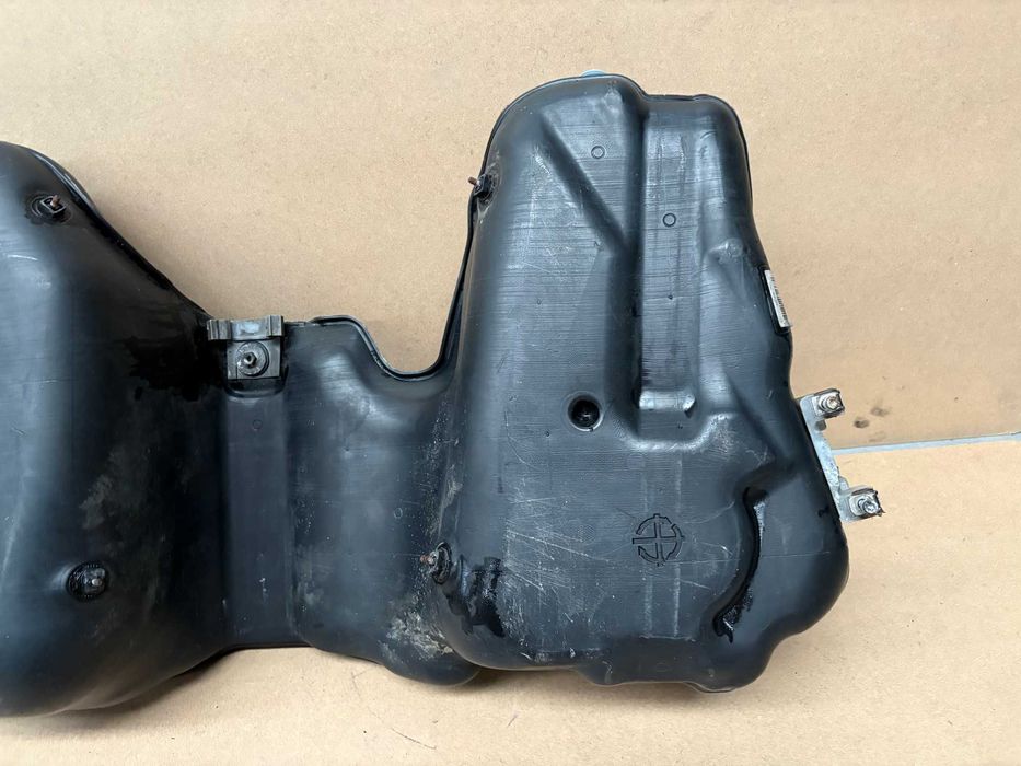 Резервоар БМВ Ф30 Ф31 Ф32 М3 Ф80 М4 Ф82 Бензин