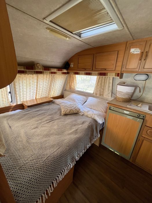 Каравана Офшор Къмпинг