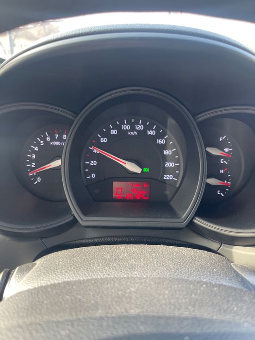 Продается Kia Rio Sedan 2014 пробег 140.000