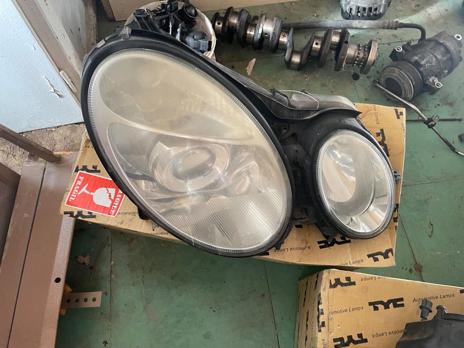 Фарове за  мерцедес е класа w211