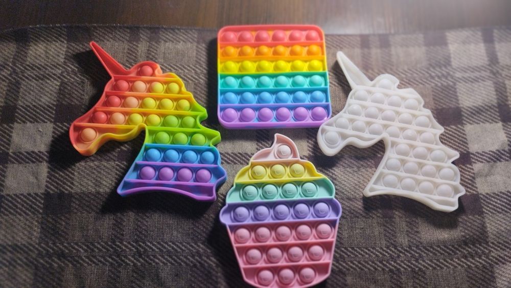 детские антистрессы поп-ит