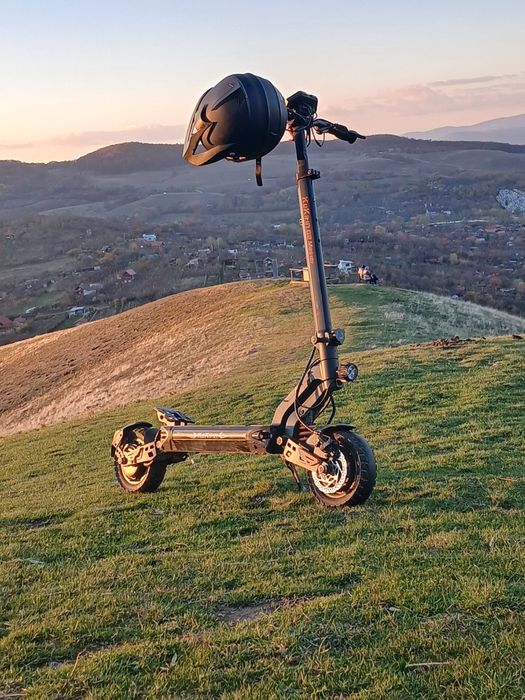 Trotinetă electrică KuKirin G2 Master – FULL BLACK, accesorii incluse