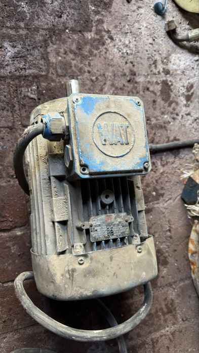 Электро двигатель б/у