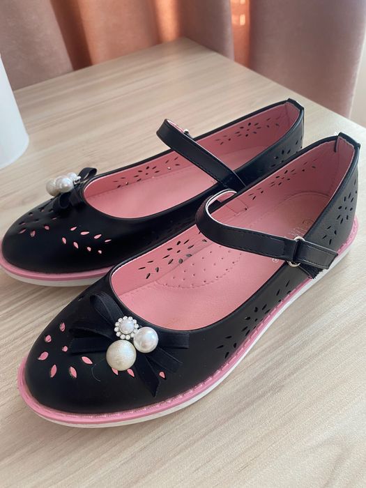 Нови обувки 35 номер