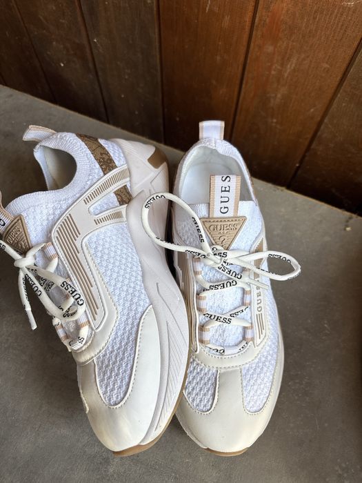 Обувки Guess.Оригинални.