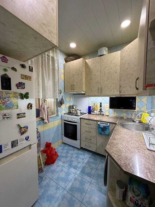 Продаётся 3-х комнатная квартира на Юнусабаде 8