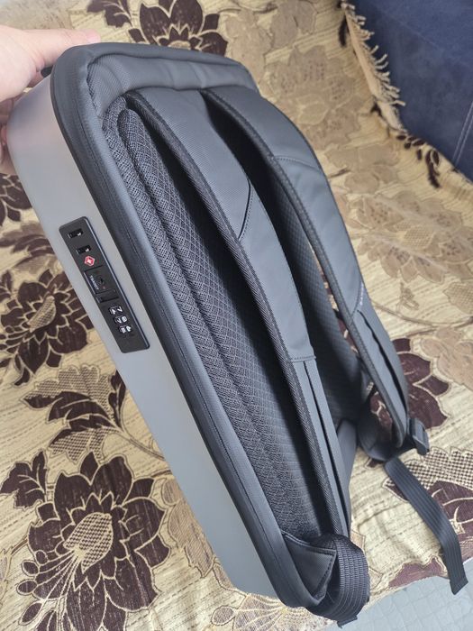 Новый рюкзак для ноутбука