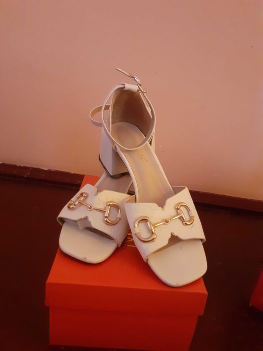 Xolati yaxshi ko'p kiyilmagan