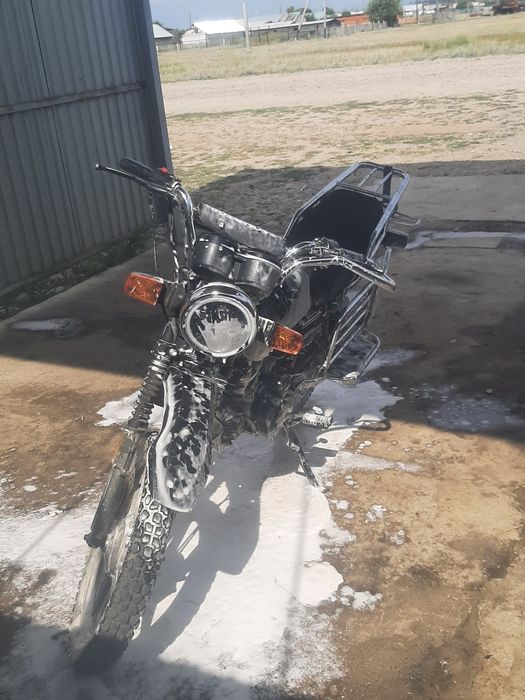 Мотоцикл сатам 200куб