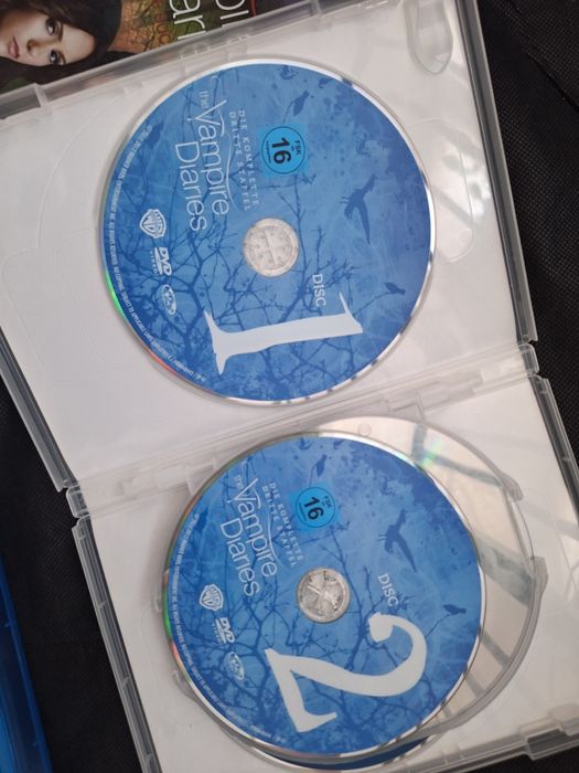 Дневниците на вампира/The Vampire Diaries на DVD/Blu-ray