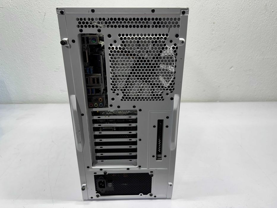 Компютър настолен - CPU intel i5-6500 / GTX-1070/SSD500GB/RAM32GB DDR4