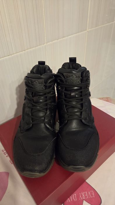 Продам сапожки на мальчика