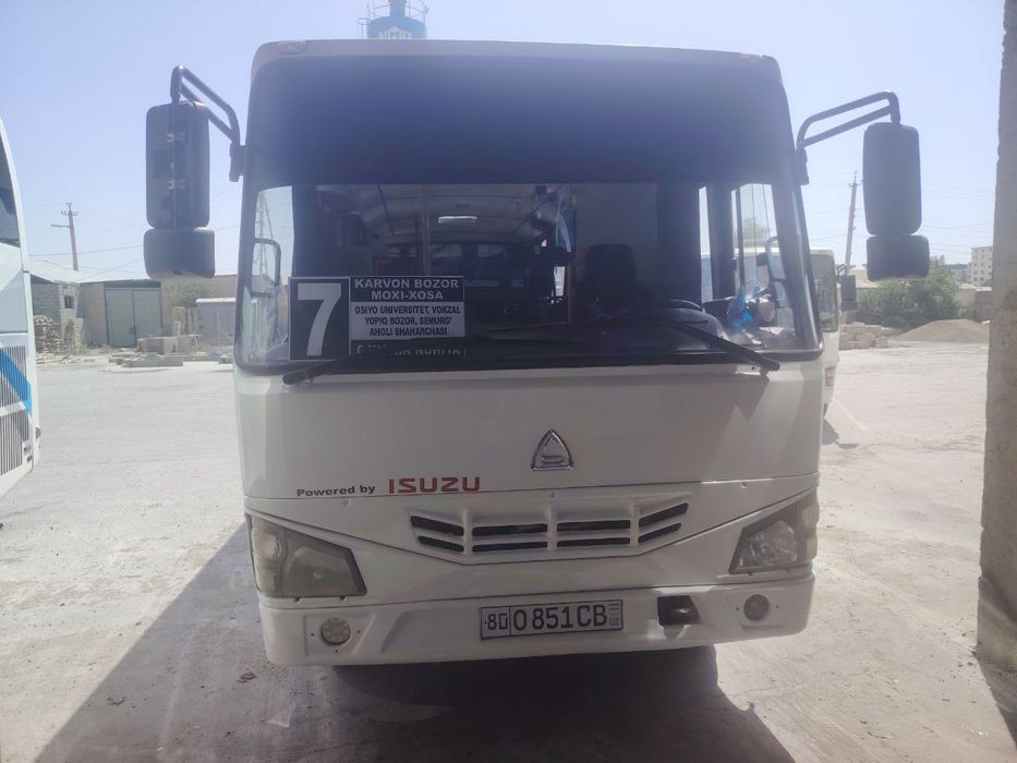 Isuzu aftobus sotiladi
