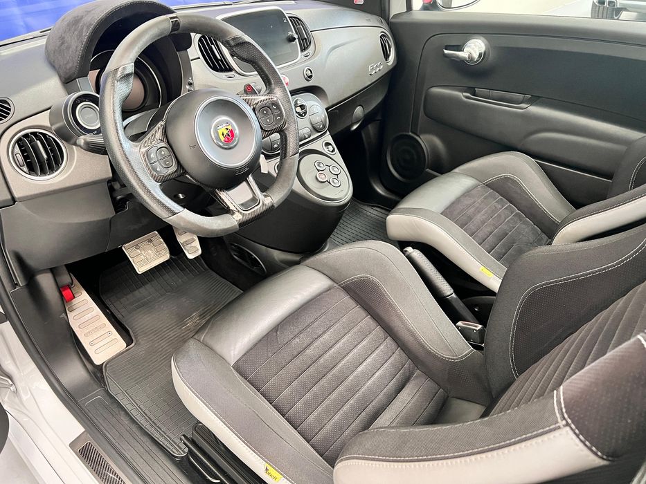 ABARTH 595/ COMPETIZIONE / 2017/ 1.4T/ 180 CP