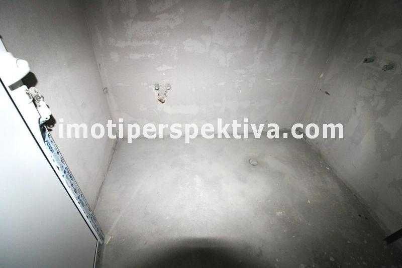 Продава се Тристаен апартамент в Пловдив, Център - 70 кв.м за 981 €/кв.м - Снимка #5