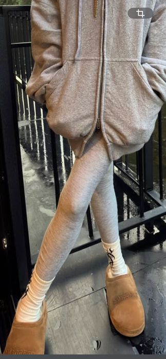 Balenciaga велурени чехли