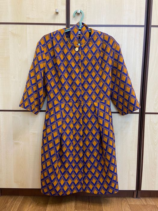 Тренч плащ пиджак