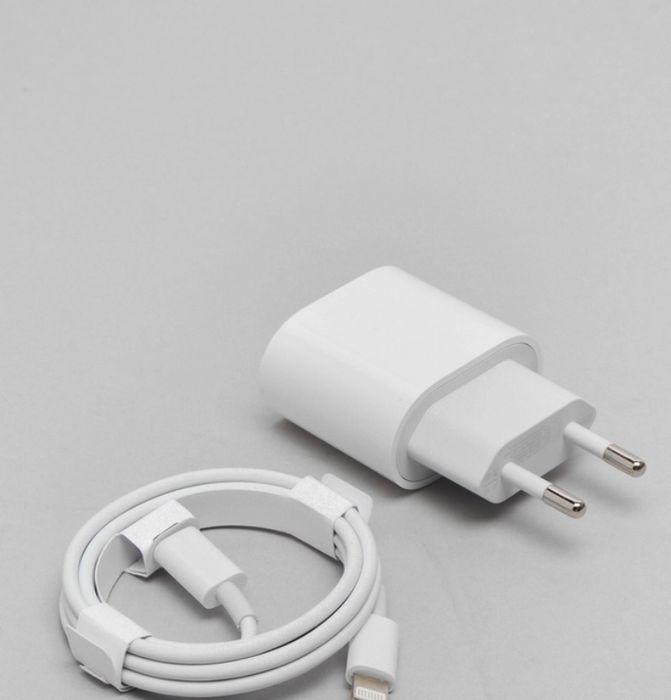 Продам зарядку на айфон