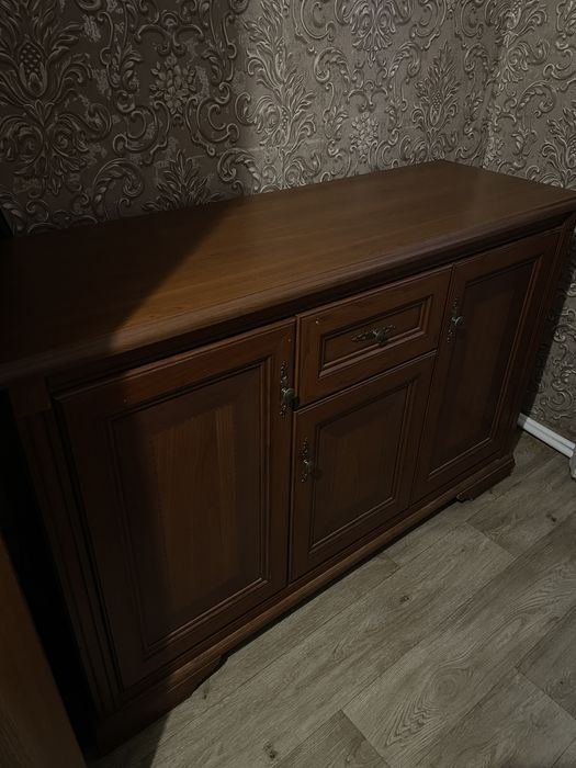 Продам шкаф и комод