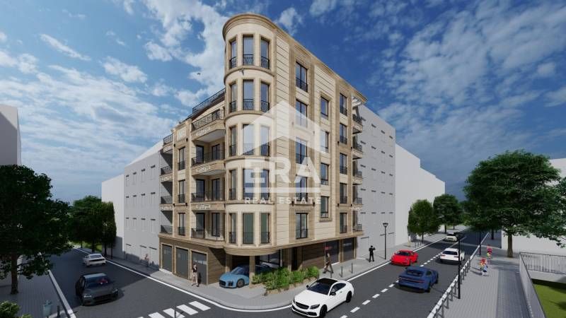 Продава се Четиристаен апартамент в Варна, Център - 164 кв.м за 2421 €/кв.м - Снимка #1