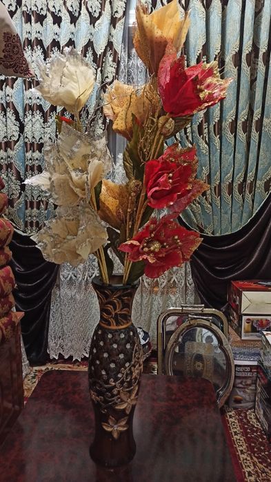 Продаётся Сувенирная ваза