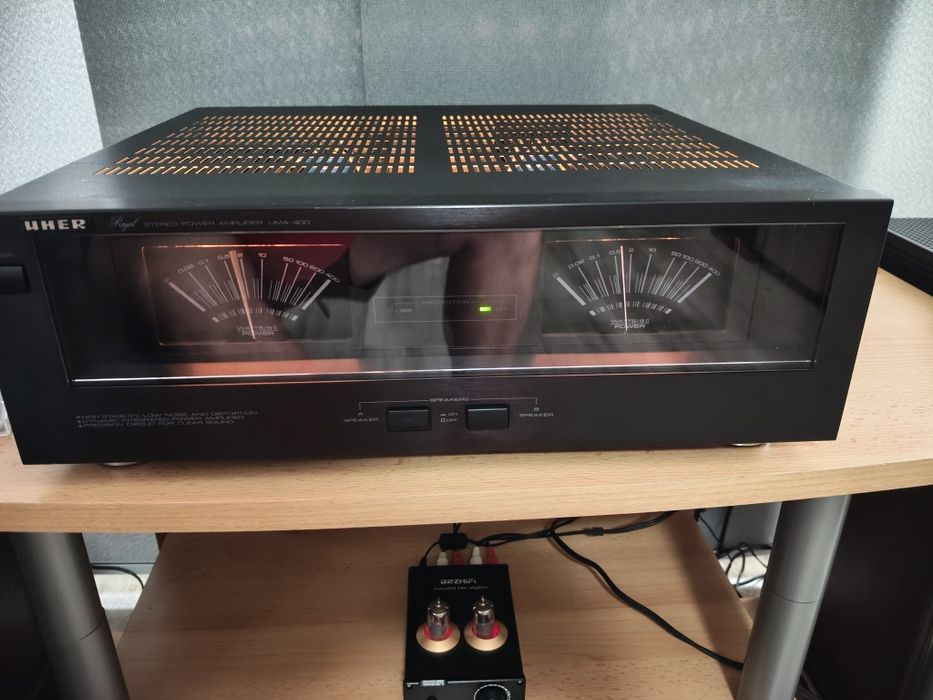 Uher UMA 400, amplificator final stereo 2x200W in 8 ohmi + preamplificator lampi