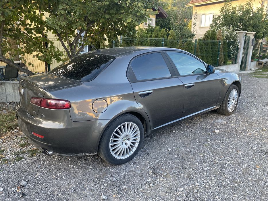 Alfa Romeo 2.4 JTD на части