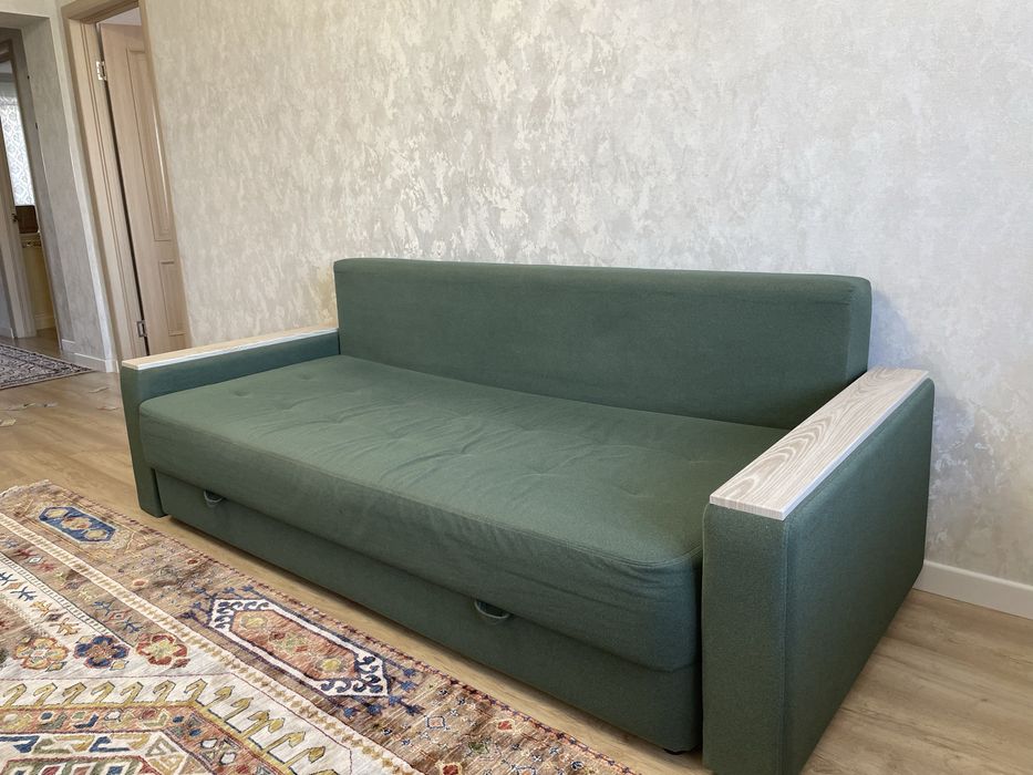 СРОЧНО! Продам диван б/у