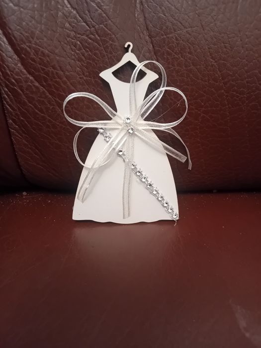 Подаръци за гости за абитуриентски бал