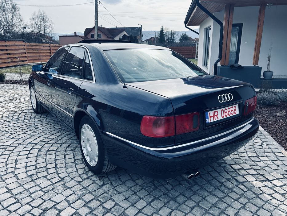 Audi A8 D2, 4.2, V8