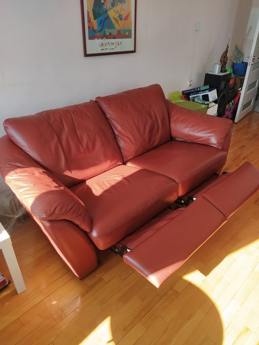 Холна гарнитура с релакс функция и фотьойл от естествена кожа. Чудесни