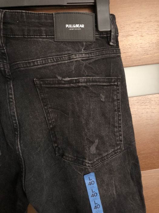 Blugi skinny fit Pull and Bear marime 40